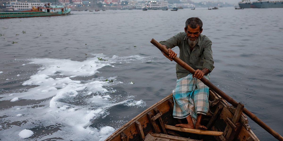 Vivre le long d'une rivière "morte" au Bangladesh