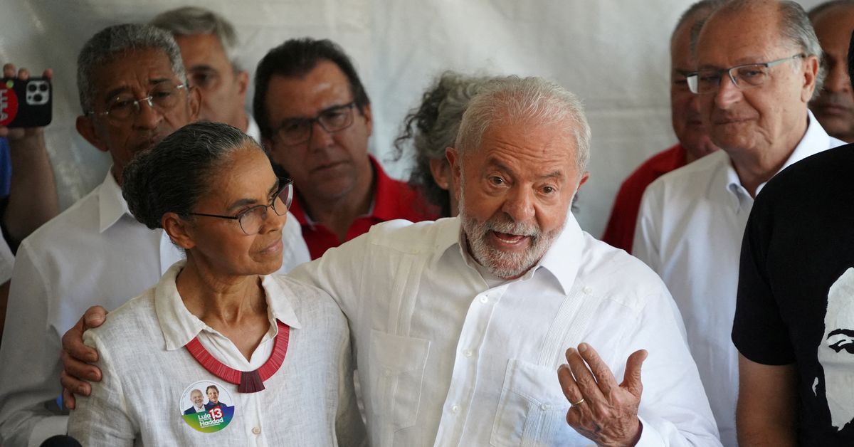 Le Brésilien Lula convoque les ministres alors que le Congrès cherche à diluer les pouvoirs environnementaux