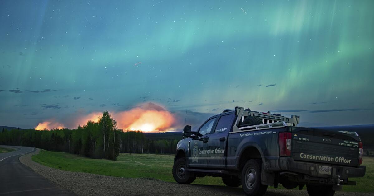 La fumée des incendies de forêt au Canada étouffe le Haut-Midwest pour la deuxième année consécutive