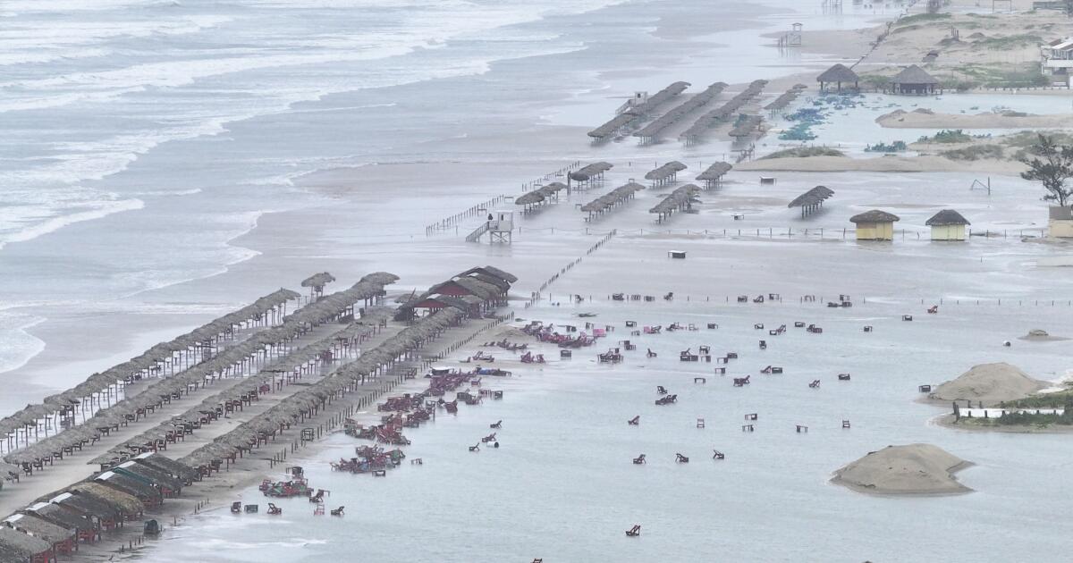 La tempête tropicale Alberto s'affaiblit sur le nord-est du Mexique ;  les pluies en tuent 3