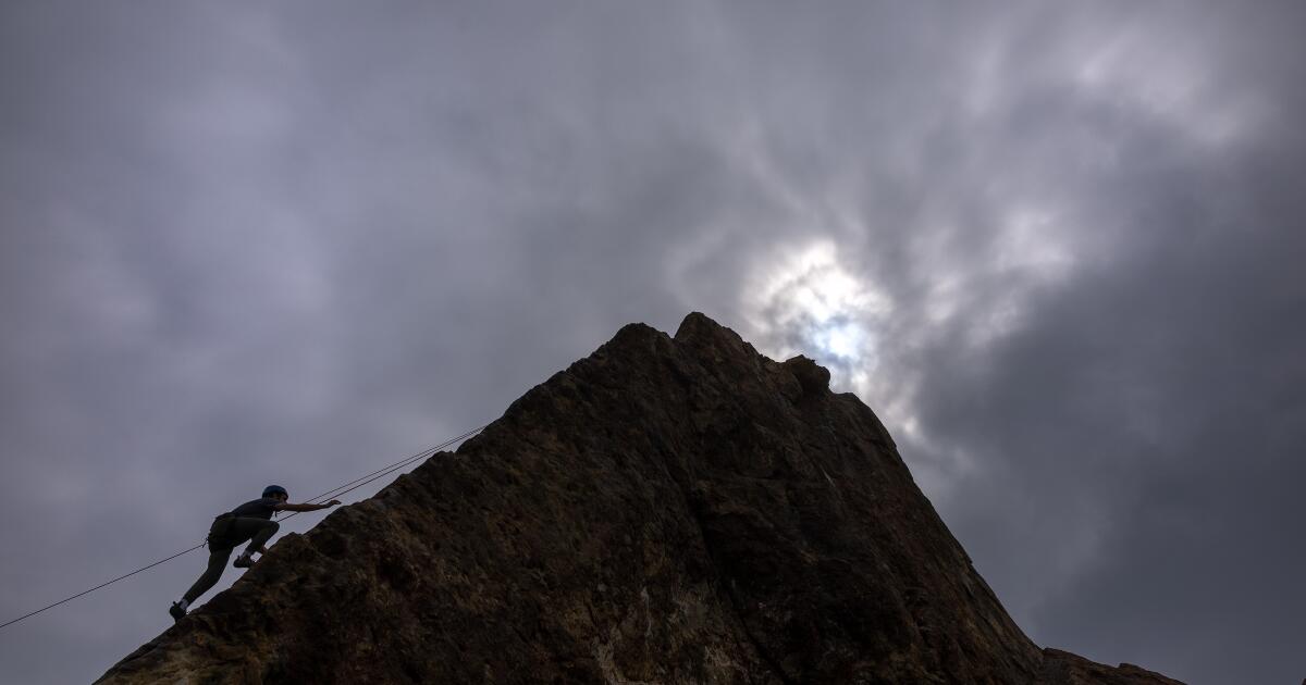 Changement climatique extrême en Californie : d'une chaleur record à un froid, de la pluie et même de la neige
