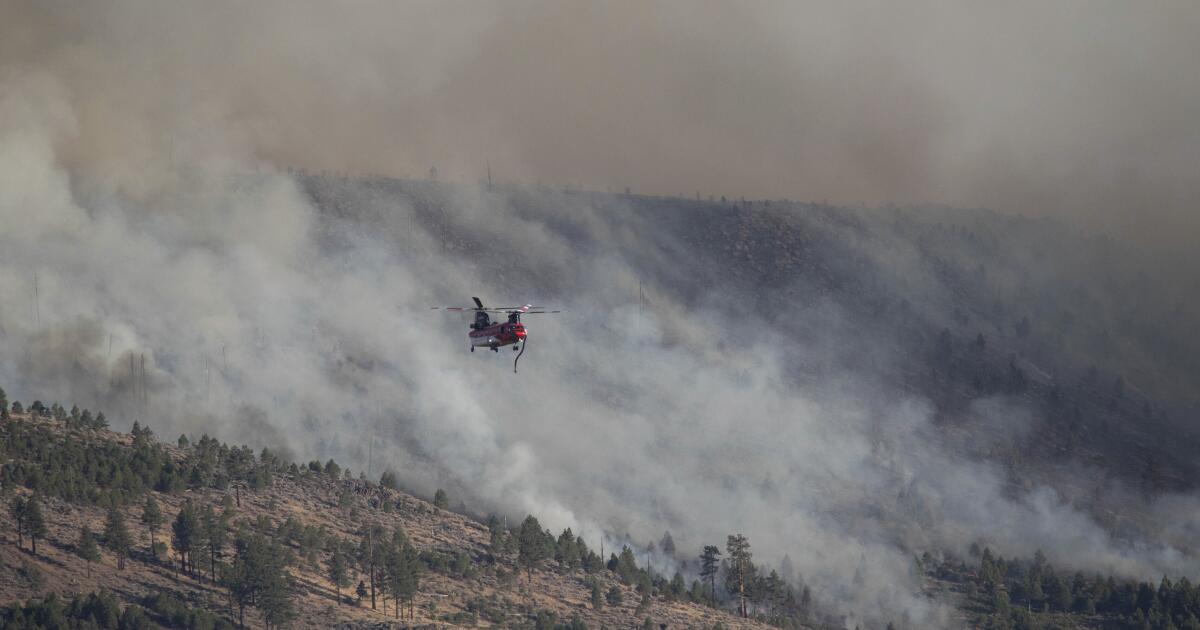 Deux incendies se dirigent vers des communautés dans les comtés de Sierra et de Fresno