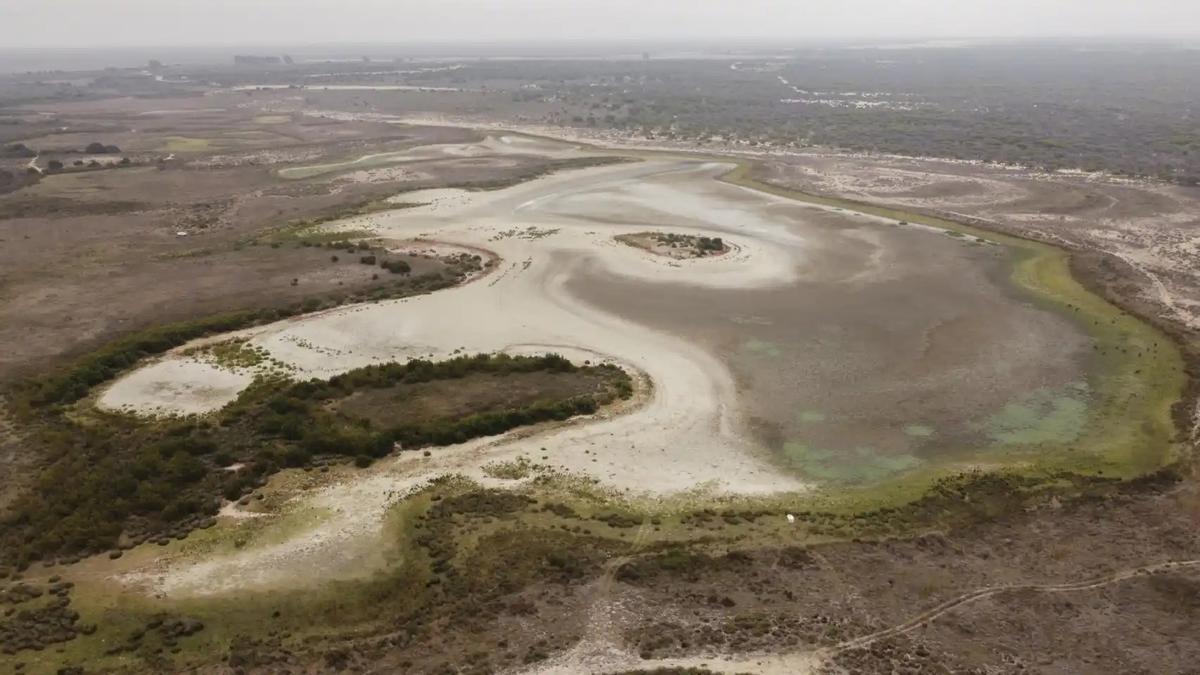 La laguna es la de mayor tamaño de todas las del parque