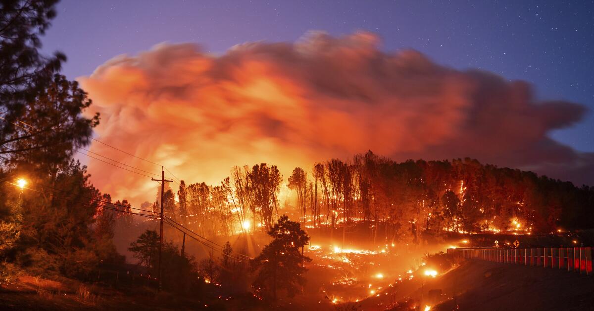 Un pyromane condamné arrêté dans deux autres incendies de forêt en Californie