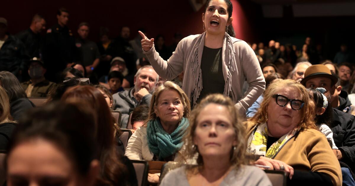 La vallée de San Gabriel fait rage contre l'expédition de déchets dangereux d'Eaton Fire