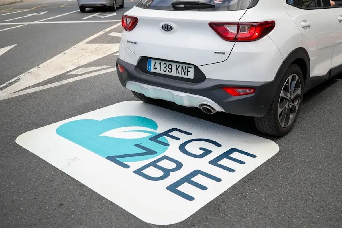 Un véhicule entre dans la Zona de Bajas Emissiones (ZBE) à Bilbao.