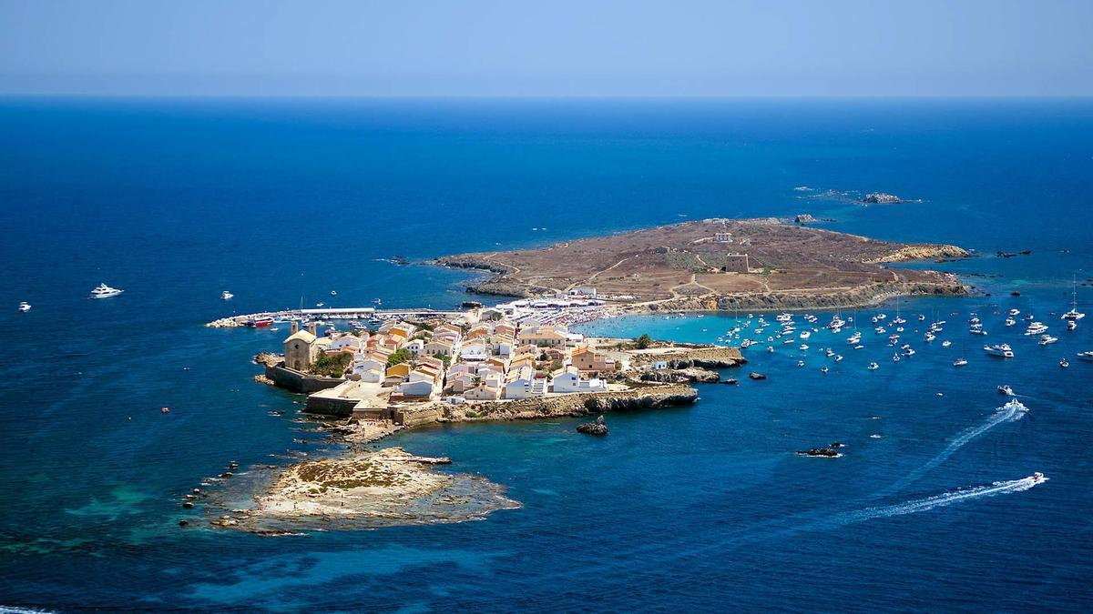 Tabarca, en Alicante, uno de los espacios marinos que se han protegido por el Gobierno