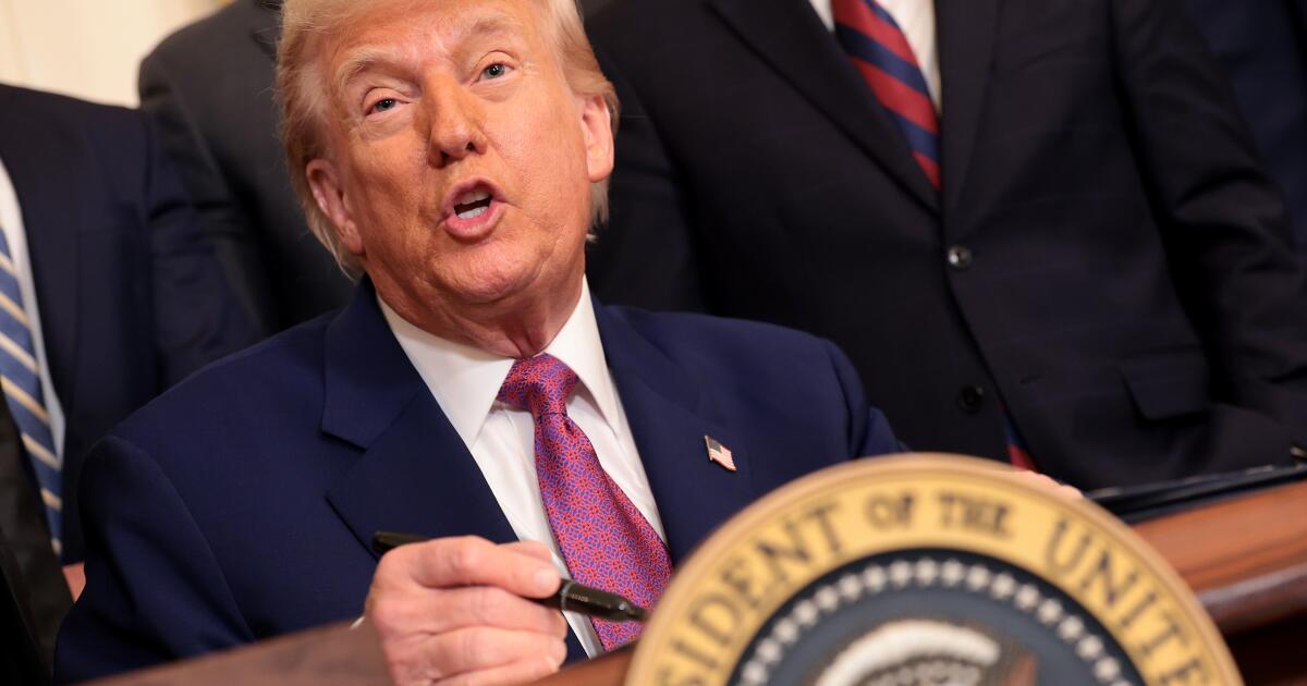 La Cour suprême se joint à Trump et au GOP pour cibler les normes d'émission de la Californie