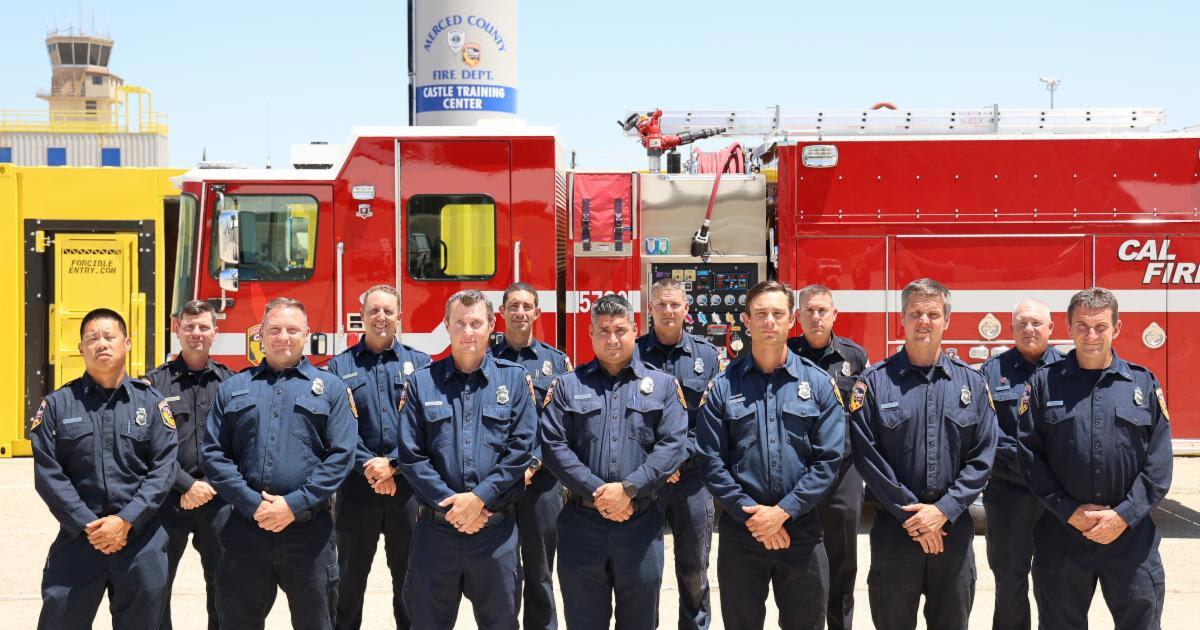 Cal Fire ouvre un nouveau centre de formation de pompiers alors que les fédéraux restent en sous-effectif