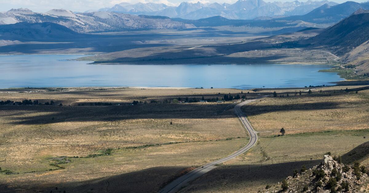 Les appels se développent pour augmenter le lac Mono en assoupant la dépendance à l'eau de LA