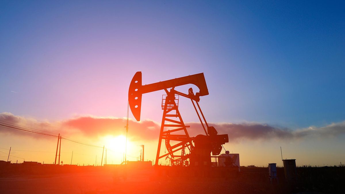 Cesar El Uso del Petróleo, una urgencia cada vez más evidente