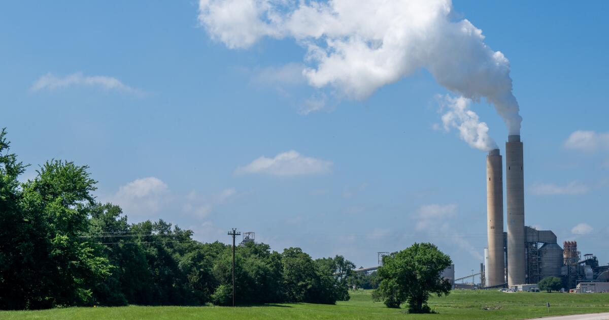 Trump EPA pour arrêter de suivre les émissions des plus grands pollueurs