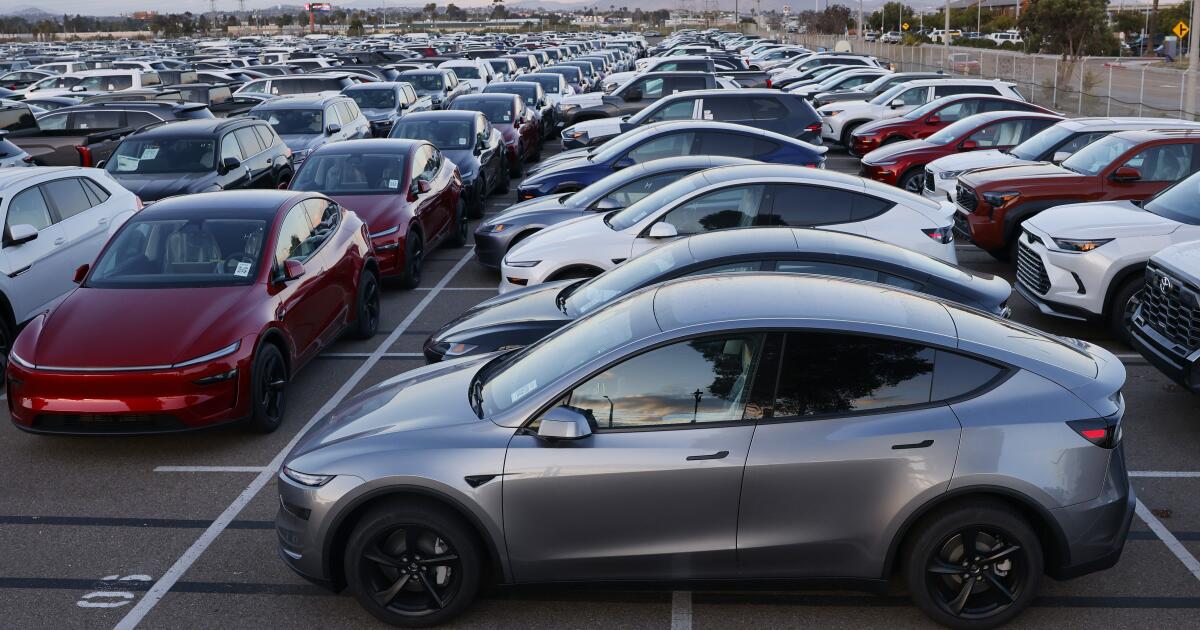 Les Californiens ont acheté un nombre record de véhicules électriques avant les coupes budgétaires de Trump