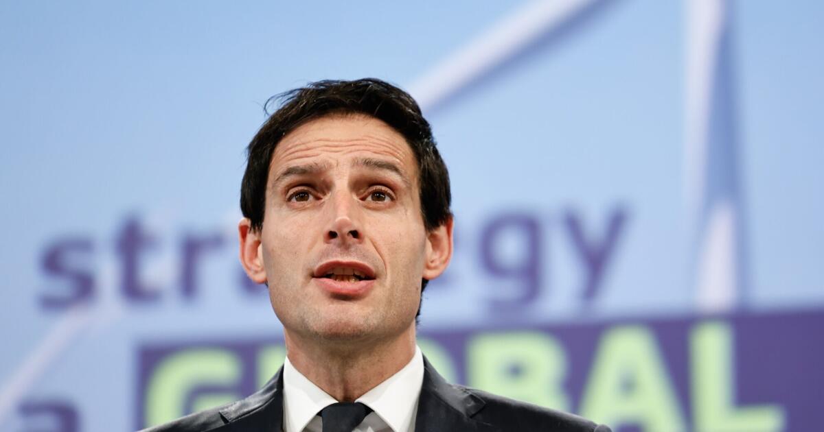 Le retrait de Trump sur le climat est un « moment décisif », déclare Hoekstra de l'UE