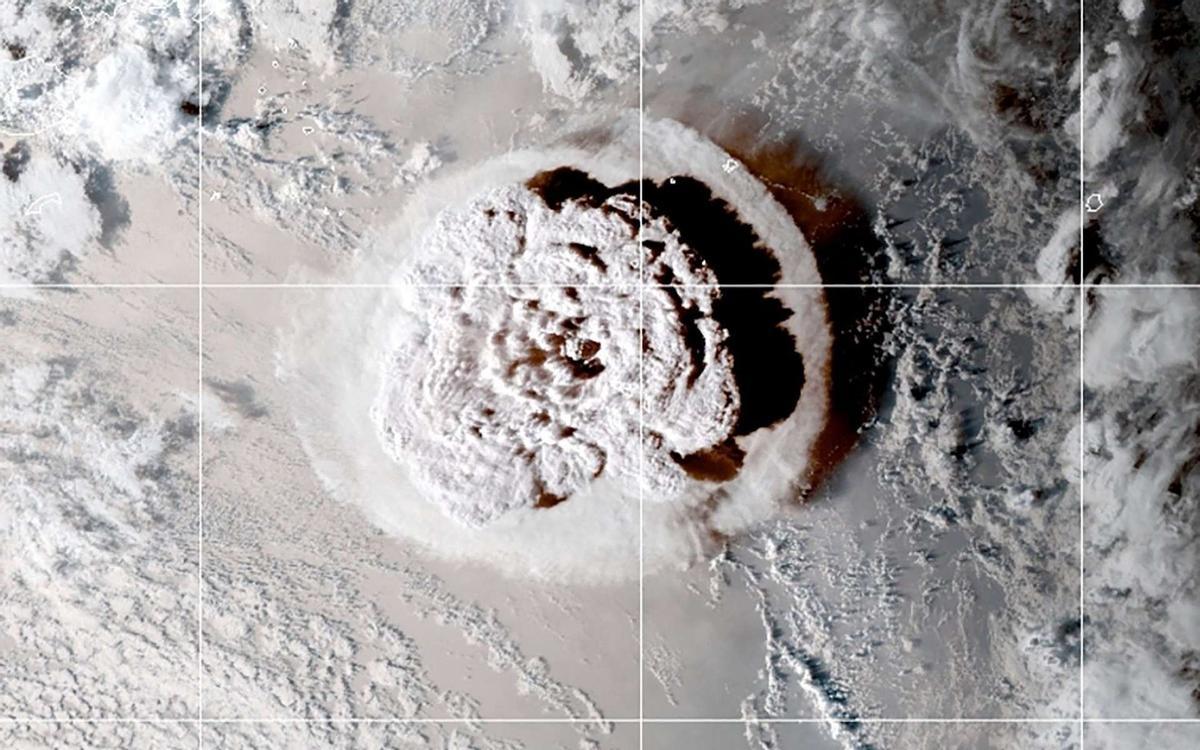 L'éruption, vue depuis l'espace