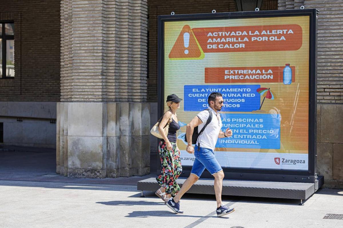 Annonce sur la chaleur extrême dans la ville de Saragosse