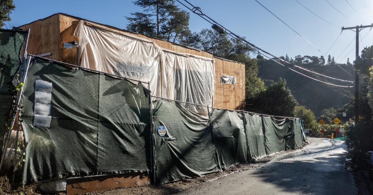 Le procès affirme que Los Angeles a ignoré la sécurité incendie alors que la ville autorisait le développement