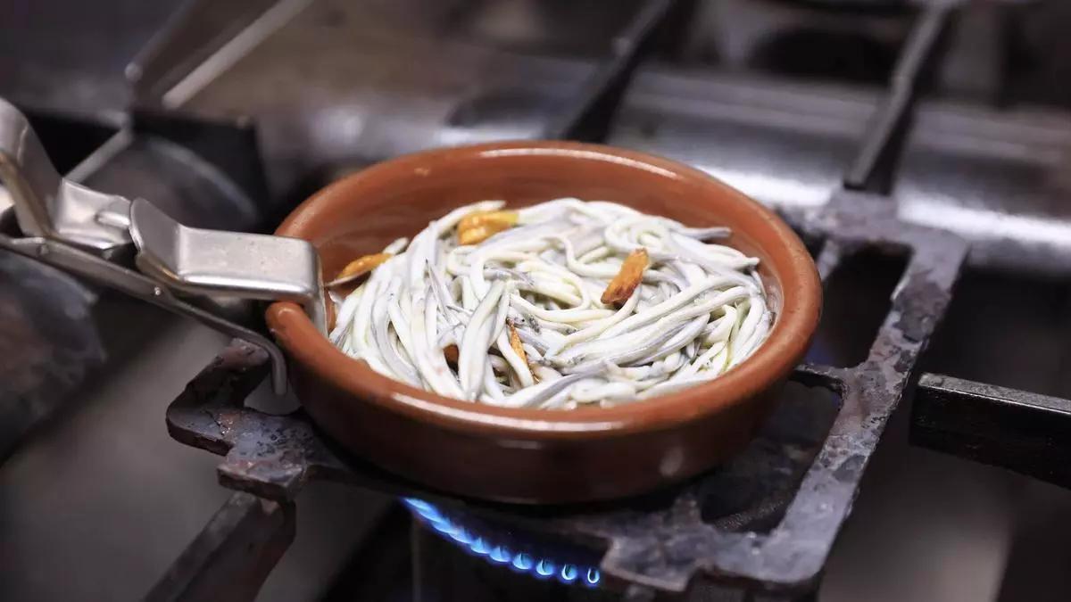 Cuisiner une tapa de angles.