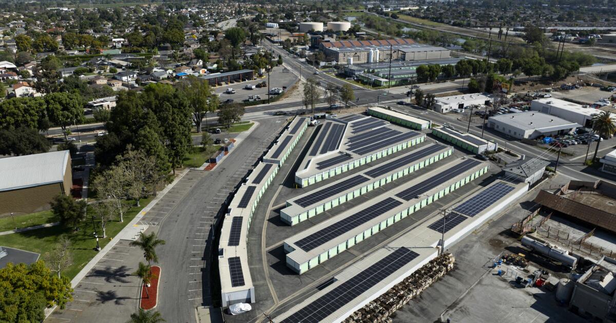 L’énergie solaire destinée aux locataires a décollé dans 10 États. Pas en Californie