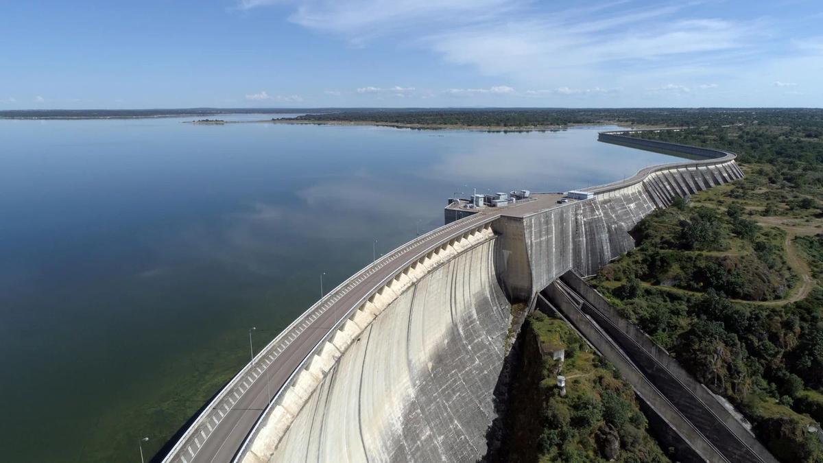 Presa de Almendra, en Zamora, la más alta de España
