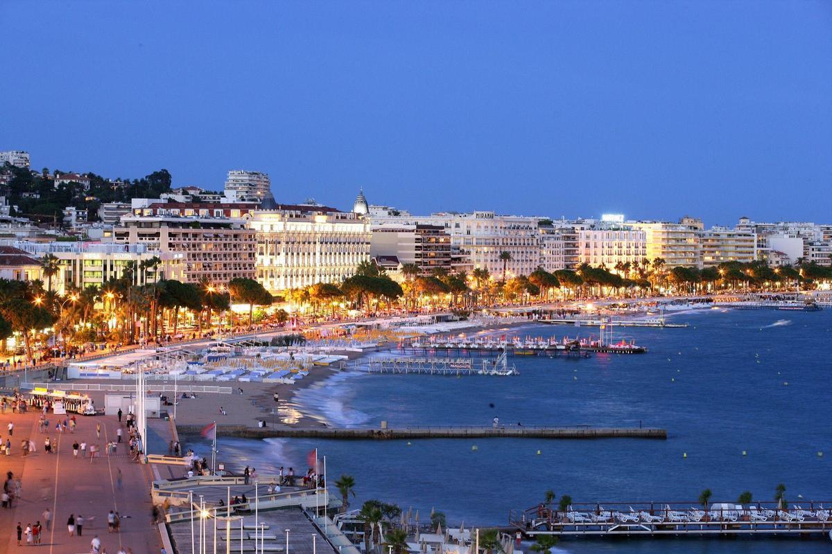 Cannes, une autre localité où se trouve ce nouveau système rénovable