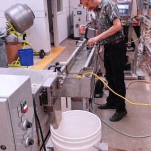 Le plastique fabriqué à partir de sucre pourrait remplacer les fourchettes en plastique, qui libèrent des microplastiques