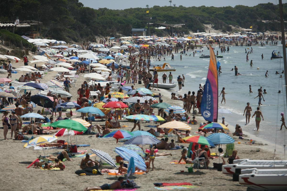 L'île d'Ibiza est le destin touristique le plus majestueux de l'Espagne