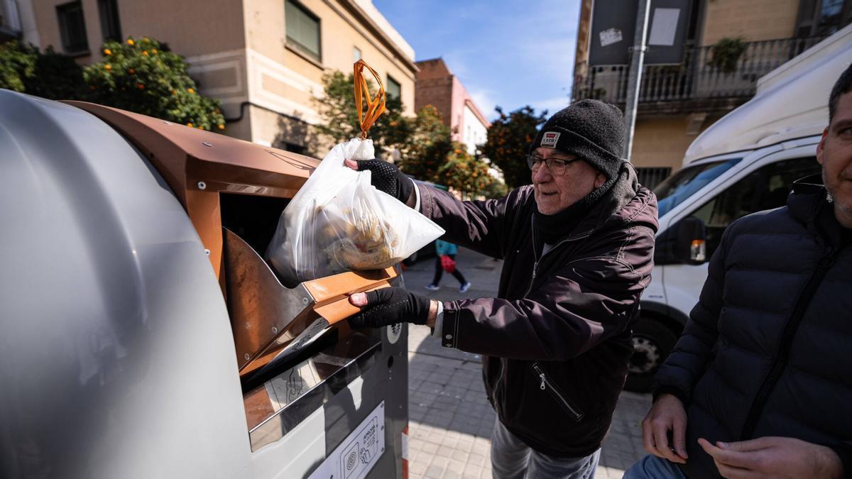 Dos millones de catalanes ya reciclan con el sistema puerta a puerta o contenedores inteligentes