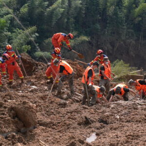 Le bilan des glissements de terrain en Chine s'élève à trois morts après le typhon Saudel