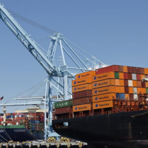 Les règles californiennes sur la pollution atmosphérique due à la pollution maritime sont contestées