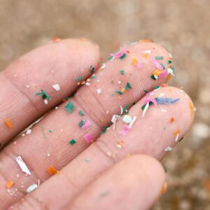 MICROPLASTIQUES ET CANCER | Pourquoi les infections au cancer du poumon ont-elles plus de microplastiques dans ces organismes ?