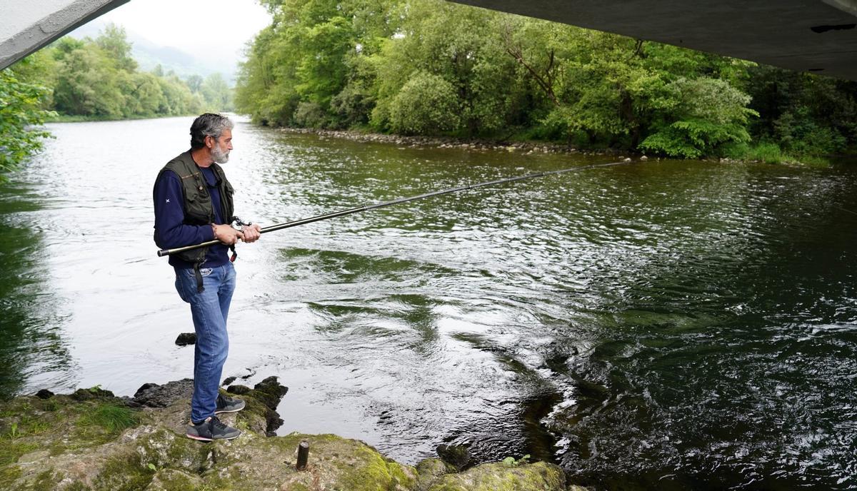 La pêche au saumon, très traditionnelle en cantabrique, peut être interdite