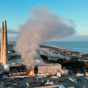 Un autre incendie de batterie éclate à Moss Landing, où certaines unités sont encore chargées