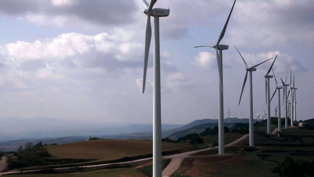 El parque eólico de la Serra del Tallat, entre las demarcaciones de Tarragona y Lleida.