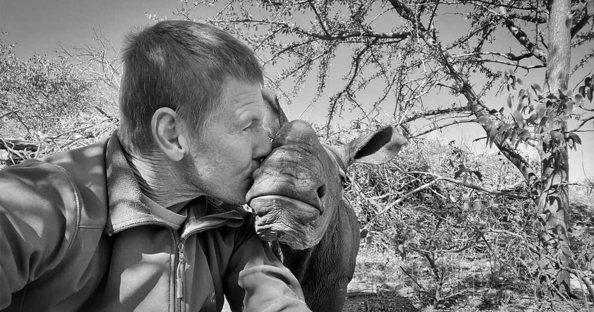 Jaco Muller, qui a transformé l'idée de son fils en 197 naissances de rhinocéros, est décédé